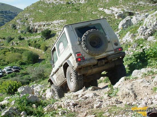 eXtreme Tour 2005 - Lentini Fuoristrada Club 4x4 - 17 aprile 2005 (418)_jpg